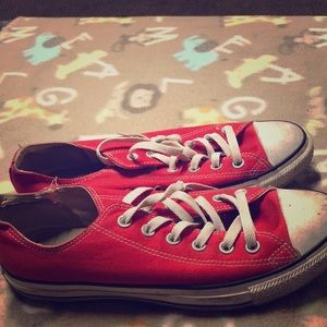 Red converse all stars